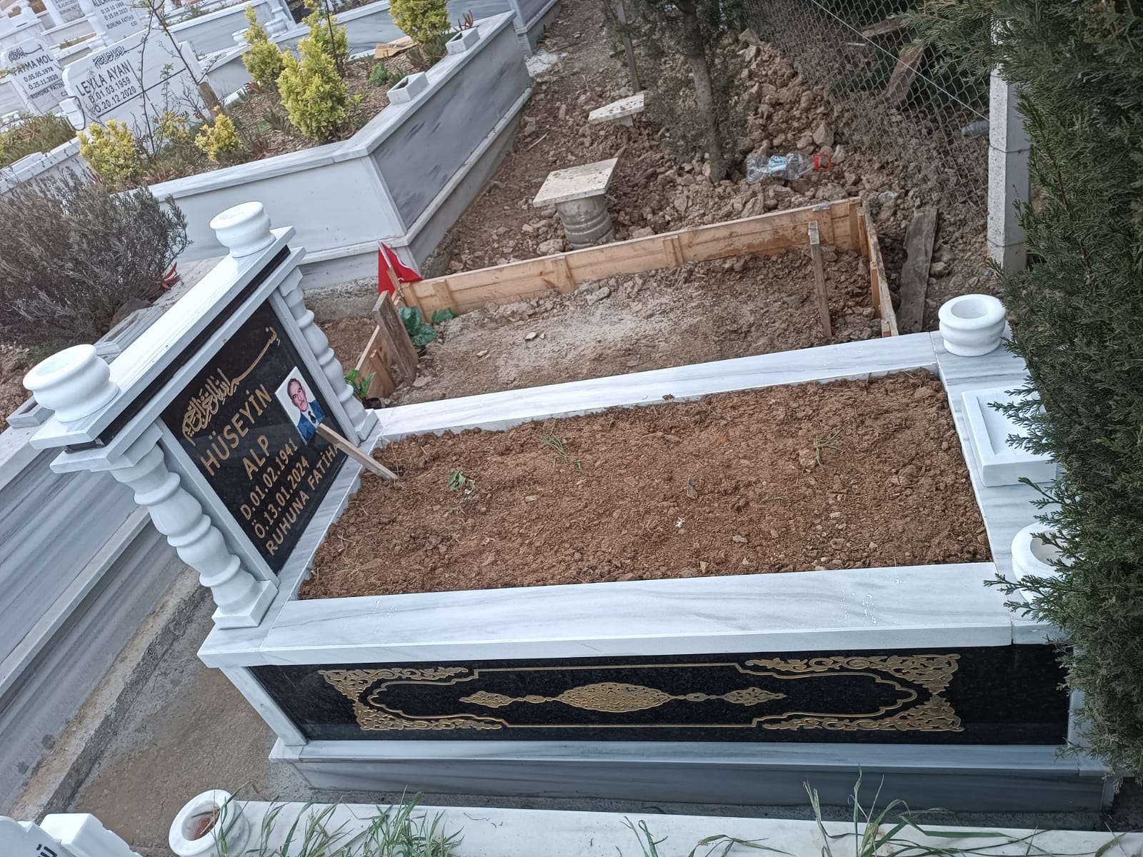 Mezar Bölümü 35